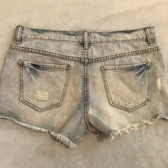 ✅SOLD![Free People] Button Fly Cutoff Denim Shorts - Picture 9 of 15
